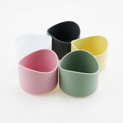 China OEM Silicone Bottle Sleeve in Different Color and Size SS001 for sale