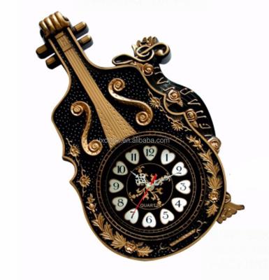 China Home Decorate Fashion Design Violin Shaped Promotional Wall Clock for sale