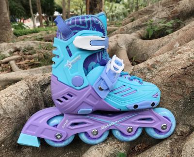 China 2021 Hot Sales Ruedas 2021 Cheap High Quality Kid's Built-in Skate Scooter Roller Skate Patines Para Skates Frame PU Plastic Wheels for sale