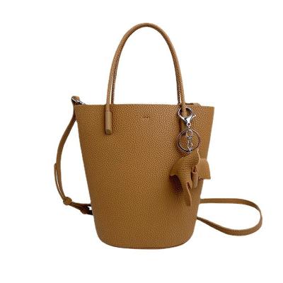 China PORTABLE Fashion Style Real Leather Women's Niche Design All Match Bucket Bag For Female Waterproof And Anti-theft for sale