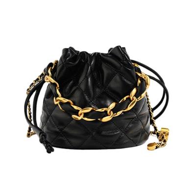 China Portable 2023 New Trending Designer Women Shoulder Bags Genuine Leather Small Drawstring Ladies Bucket Handbags for sale