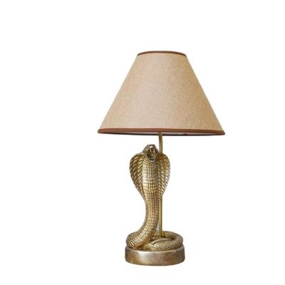 China Eclectic Snake Table Lamp With Wedding Customized Size Christmas Decoration Supplies for sale