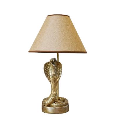 China Gold Resin Snake Table Lamp Eclectic Home Decor Custom Accept For Home Decoration for sale