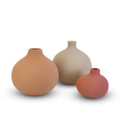 China Custom Nordic Decoration Eclectic Nordic Circle Ceramic Vase Set For Home Decor for sale