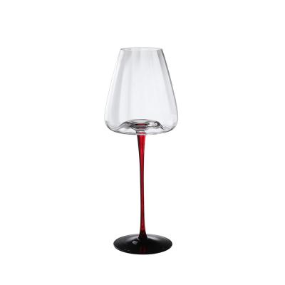 China Fashionable and beautiful light luxury crystal creative light luxury crystal bottom concave bottom stripe wine stem bottom stripe tumbler champagne glass for sale