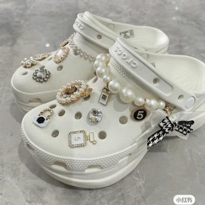 China Designer Accessories Luxury Metal Washable Custom Food Letter Rhinestone Bling PVC Kids Lace Up Shoe Charms For Croc for sale