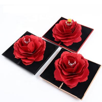 China Luxury Shiny Recycled Foldable Plastic Plastic+Velvet Guorui Paper Jewelry Packaging Garland Ring Box for sale