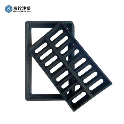 China Intercepting Gully Grate China Ductile Cast Iron Floor Grates Strainer Manhole Cover Cast Iron Drainage Gutter Grate for sale