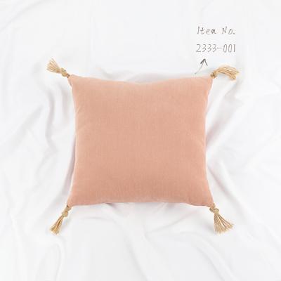 China Luxury 100% Cotton Anti-Pilling Fall Throw Pillow Christmas Pink Cushion Covers Tassel 18 x 18 for sale