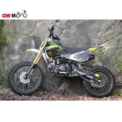 China QWMOTO 125cc Dirt Bike 4 Stroke Engine Cross 125cc Pit Bike Off Road 125cc Super Pocket Bike 175x75x116cm for sale