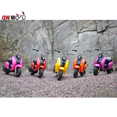 China QWMOTO 49cc RUBBER Cheap Scooter Gasoline Motorcycle 2 Stroke Kids 49cc Mini Gas Scooter for sale