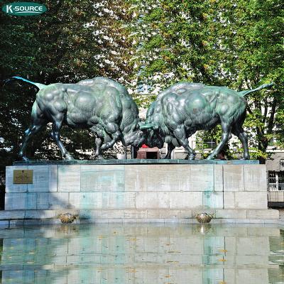 China China Classic Decorative Bronze Animals Metal Bullfighting Statue Buffalo Bronze Sculpture for sale