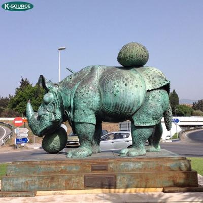 China China Large Garden Ornament Rhinoceros Brass Casting Statue Outdoor Square Animal Sculpture As A Gift for sale