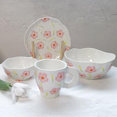 China Viable Ceramic Irregular Hand Painted Flower Cup Home Breakfast Dish Afternoon Tea Heart Dish Fruit Bowl for sale