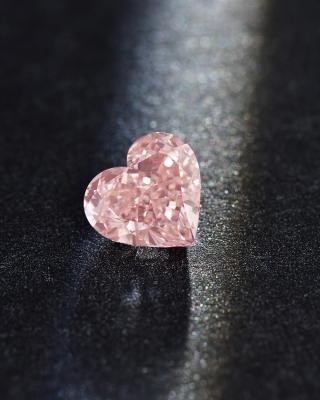 China 1.00-1.99 Carat Heart Cut Lab Created Colored Diamonds For Necklace for sale