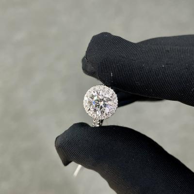 China Lab Grown Diamond Rings CVD White Diamond Ring with 1.006ct DEF VVS Round Shape for sale