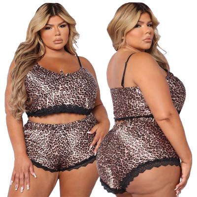 China 2021 European Amazon printing fashion dry cleaning new sexy and American leopard print backless straps shorts two-piece swimsuit set for sale