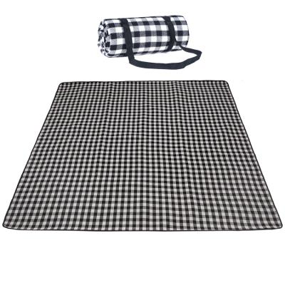 China Light Durable Acrylic Outdoor Folding Extra Large Weighted Beach Waterproof Thicken Picnic Blanket for sale