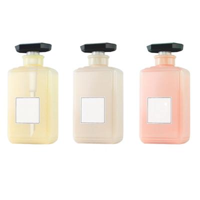 China Cosmetic Bottle 500ml/750ml Square Large Capacity Shampoo Bottle Plastic Hair Conditioner Bottle for sale