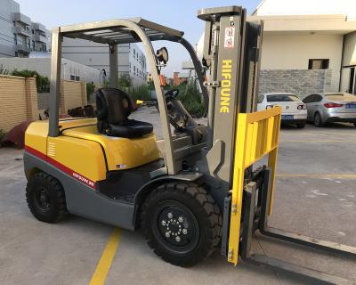 China HIFOUNE/UNITCM Diesel Forklift Truck cpcd30 Small Forklift  Building Material for sale