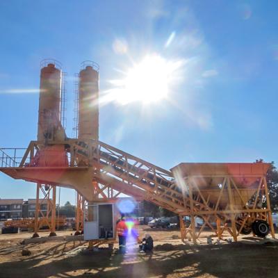 China Construction Projects Mobile Concrete Mixing Plant Mini Concrete Batching Plant Price for sale