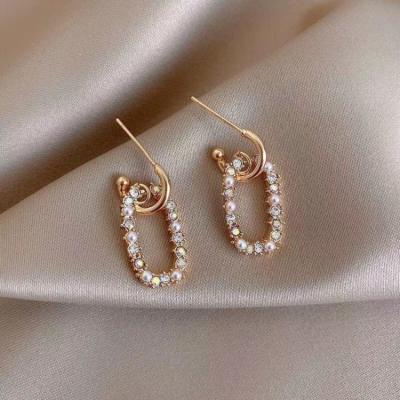 China Best Selling Colombian Style CLASSIC Earrings Fashion Women's Pearl Earrings for sale