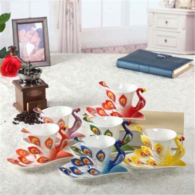 China Sustainable Wholesale 3D Enamel Peacock Shaped High Grade Ceramic Coffee Mug Set for sale