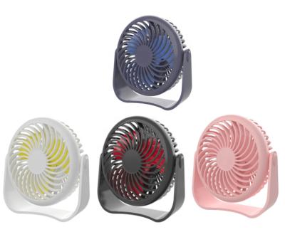 China Small USB Desktop Fan 3 Speeds Outdoor Personal Rechargeable Portable Desktop Table Fan 2000mAh Battery for sale