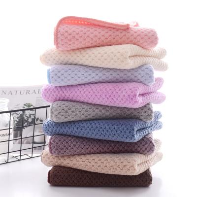 China PORTABLE Solid Coral Fleece Blanket /Absorbent Bath Towel for sale