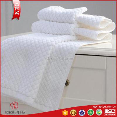 China Sustainable Good Quality 100 Cotton Low Price White Bath Mat for sale