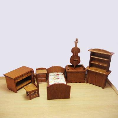 China Hot Selling Kids Pretend Furniture Toy Set , Wooden Doll House Bedroom Miniatures Bedroom Furniture for sale