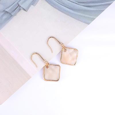 China High quality manufacturers supply Nice quality cheap pearl earrings elegant women jewelry earrings made in China for sale