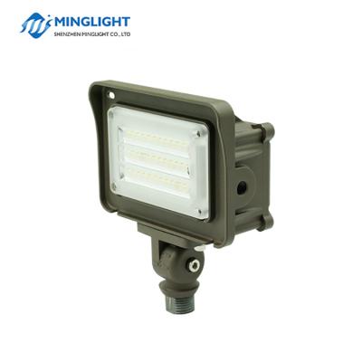 China Garden 120lm DLC ETL Certificated Led Flood Light 50w With Waterproof Photocell for sale