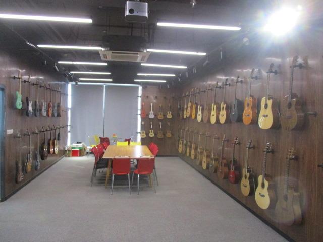 Verified China supplier - Guangzhou Huayi Musical Instruments Co., Ltd.