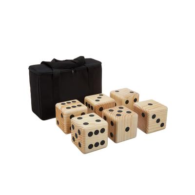 China OEM Wood Wooden Dice Games Set Playing Yard Dice for sale