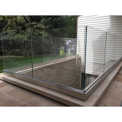 China Customized Multi-stage Application 10-16mm Glass Thicknesss U Channel Glass Balustrade for sale