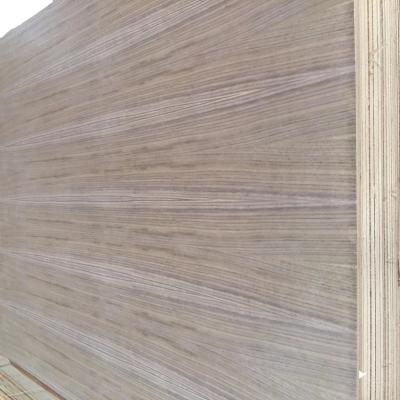 China Modern Hot Sale 2.5/3/3.5/4Mm Poplar Combi MDF Core Walnut Fancy High Quality Custom Plywood for sale