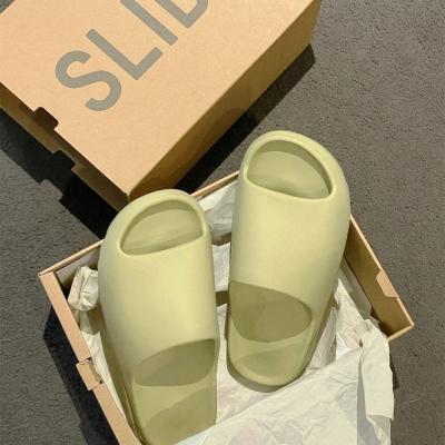 China CUSHIONING Slides Gold Seller Desert Sand Bone Yezzy Foam Yeezy Runner With Box Logo Core Tan Orange Blue Women Men Yeezy Slides for sale