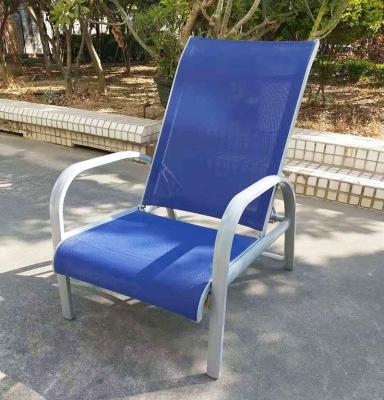 China Modern Outdoor Chair Sun Lounger Pool Chair In The Pool Water Lounge Bed Platform Convertible Sofa For Garden for sale