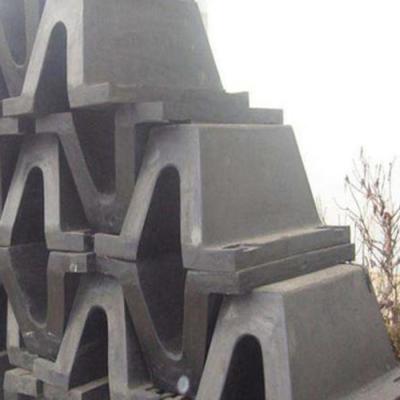 China Black Arch Rubber Fender High Abrasion Resistance for Port Protection for sale