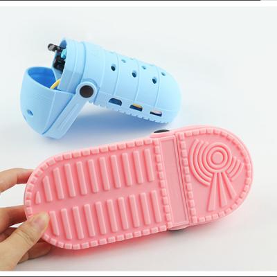 China Creative Pencil Case Silicone Pen Bag Stationery Hole Shoes Silicone TIP Pen Holder Cases /Bags with Holes for sale