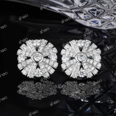 China Halo New Arrival Competitive Price 925 Silver 0.1ct Round Brilliant Cut New Design Moissanite Geometric Earrings Women for sale