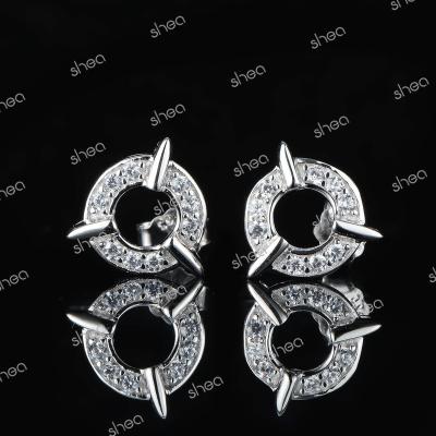 China CLASSIC New Arrival Competitive Price 925 Silver 0.1ct Round Brilliant Cut Moissanite New Design Geometric Women Earrings for sale