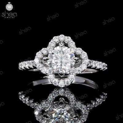 China Halo Factory Wholesale Price 925 Sterling Silver 1ct Round Brilliant Cut VVS Moissanite Halo Lucky Symbol Rings Fine Jewelry Women for sale