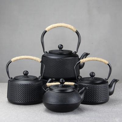 China Japanese Cast Iron Tea Coffee Kettle Pot Set Perfect for Home Travel Black Accessories for sale