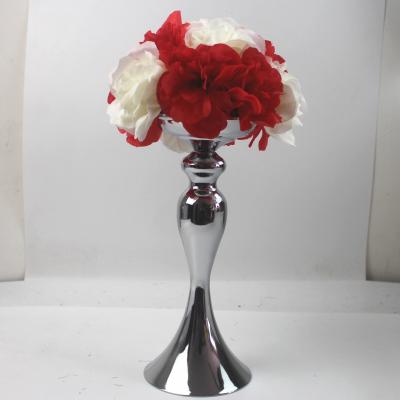 China Elegante decoração festiva Bela mesa de flores de seda Pintura central Bola 30cm para o ano de Natal Dia da Mãe ou graduação à venda