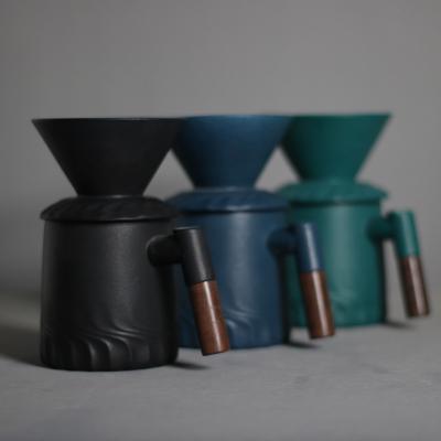 China 500ml Capacity Modern Vintage Matte Black Handcrafted Ceramic Coffee Dripper Set Manual Pour over Coffee Maker for sale