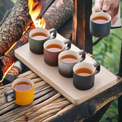 Cina Tazza da caffè impilata con maniglia e cucchiaio in legno Set rustic nordico 50 ml tazza in ceramica in vendita