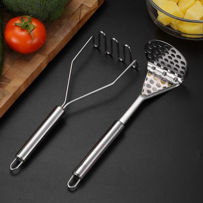 China Fast Food Manual Stainless Steel and Bamboo Potato Puree Press for Baby Food Masher Undulating Kitchen Tool for sale