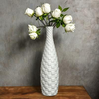 China Elegant Asian Zen Design Tall White Capiz Shell Vase Mother of Pearl Decorative Piece for sale